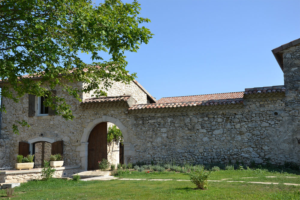 Hotel Le Trésor des Templiers Malataverne Exterior foto